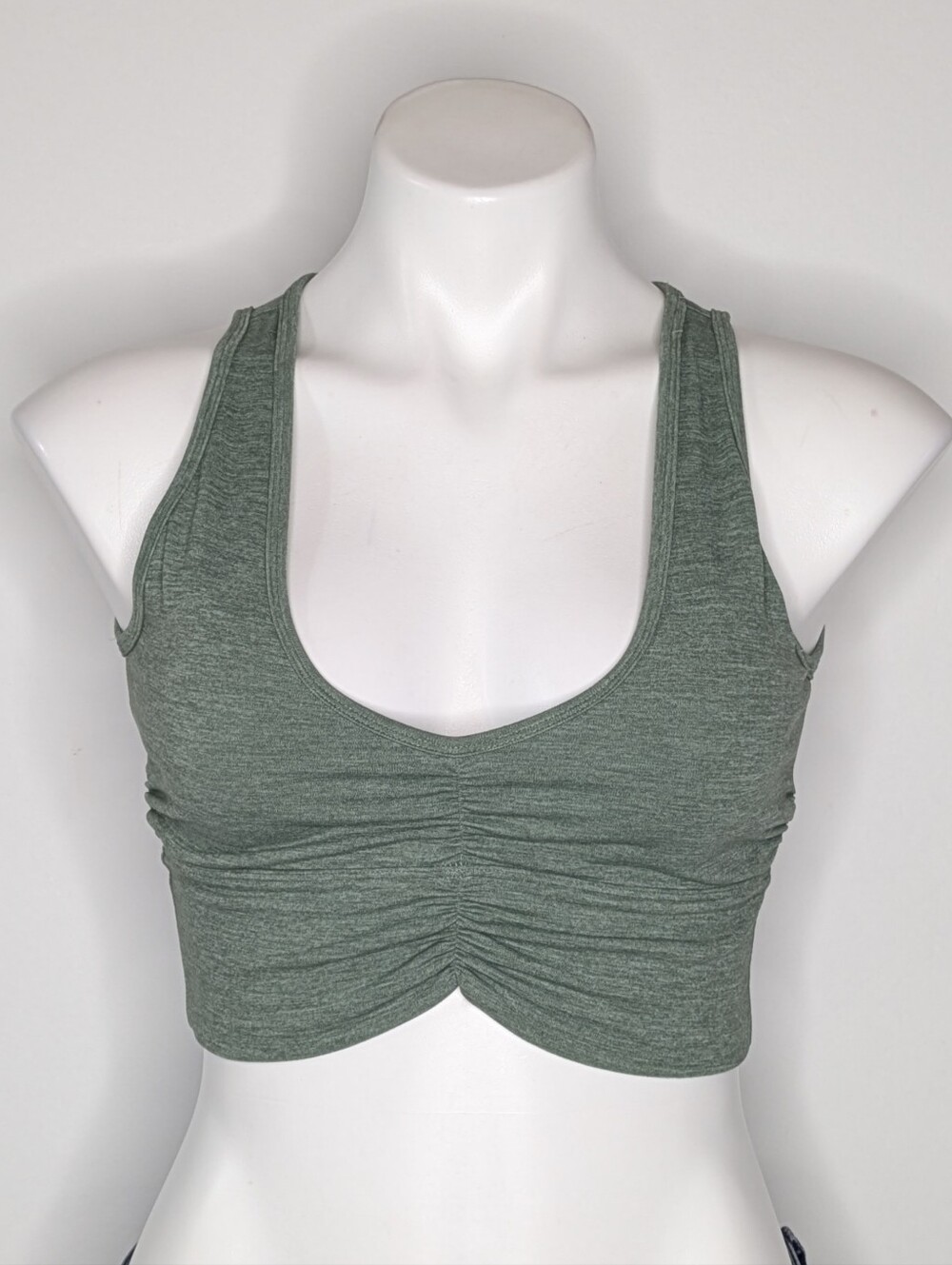 Vitality Daydream Gather Longline Green Spearmint Tea Keyhole Scoop Neck Bra M